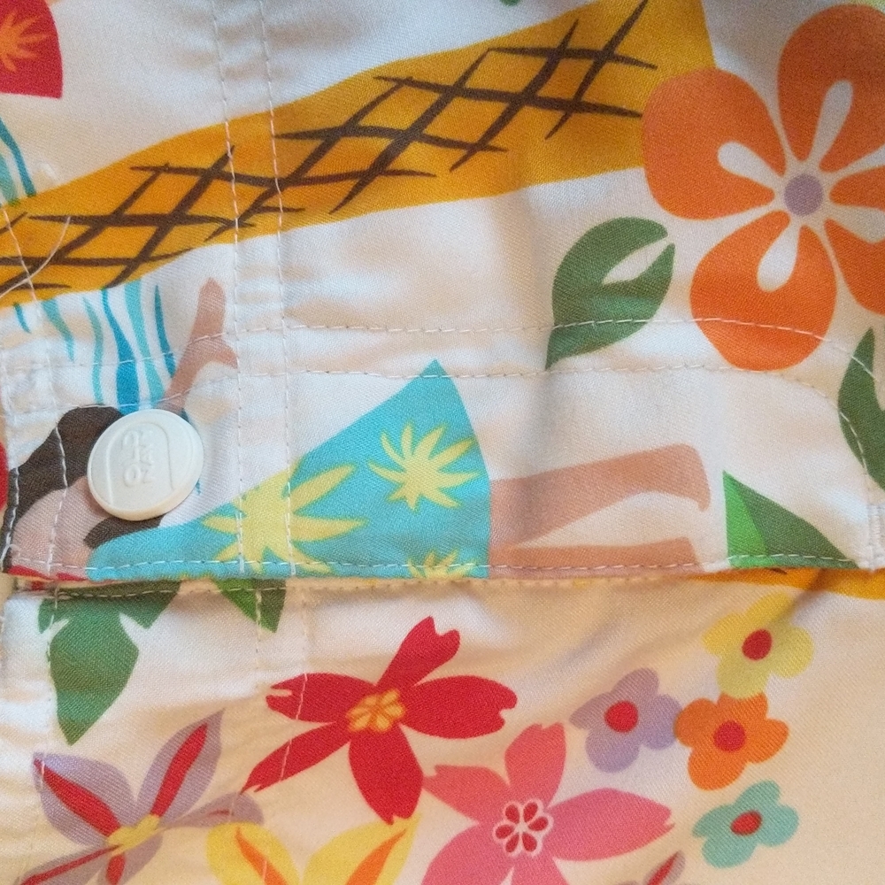 Girl's Old Navy Swim/Beach Shorts - Picture 2 of 3